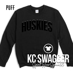 MRMS HUSKIES BLACK GILDAN SWEATSHIRT